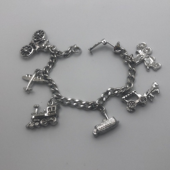 VTG Charm Bracelet With 6 Transportation Theme Charms. Silver Toned Metal - Picture 8 of 12